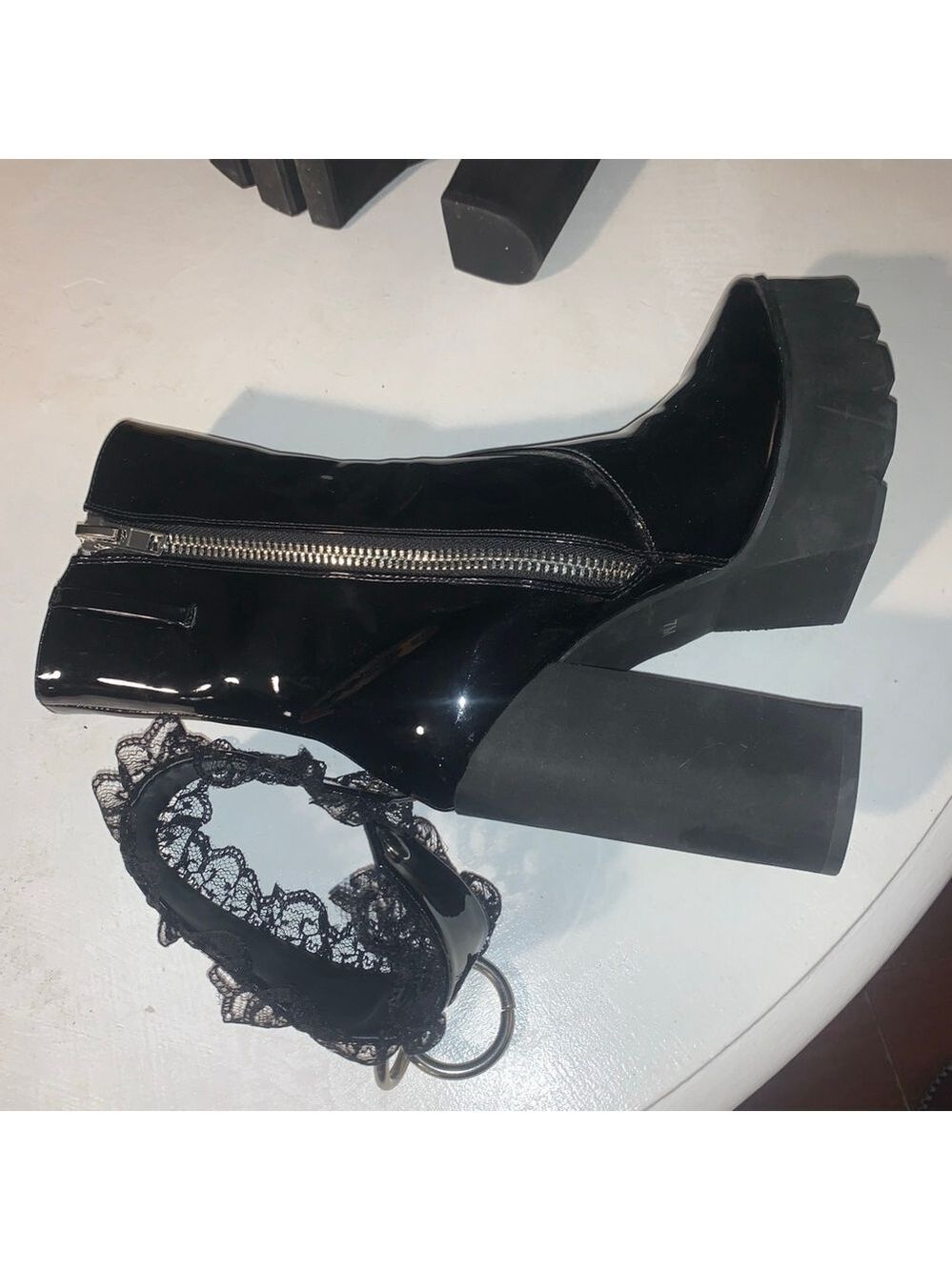 Women's Unbranded Black Patent Lace Trim Heeled Boots Size 7 - Picture 5 of 14